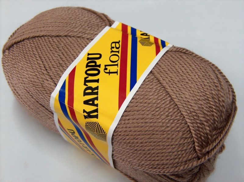 [fnt2-9331] Flora (Camel Brown)