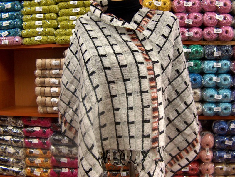 [Smp-98] Scarf (White, Black)