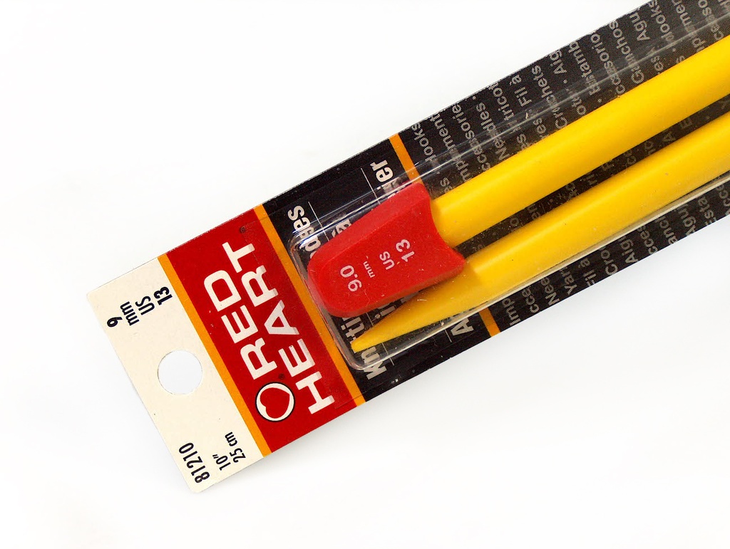[c4691] Red Heart Knitting Needles